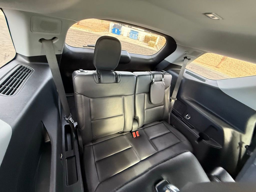 Used 2021 Ford Explorer Limited w/ Equipment Group 301A image 17