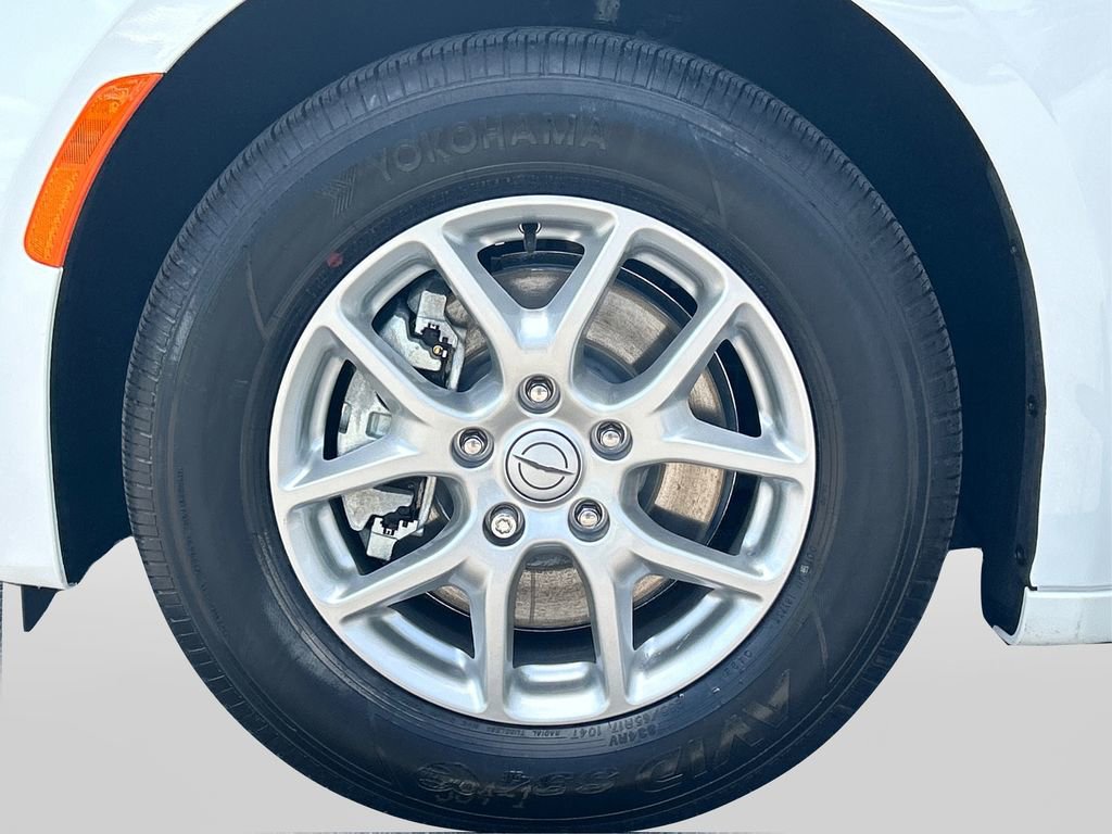 New 2025 Chrysler Voyager LX image 14