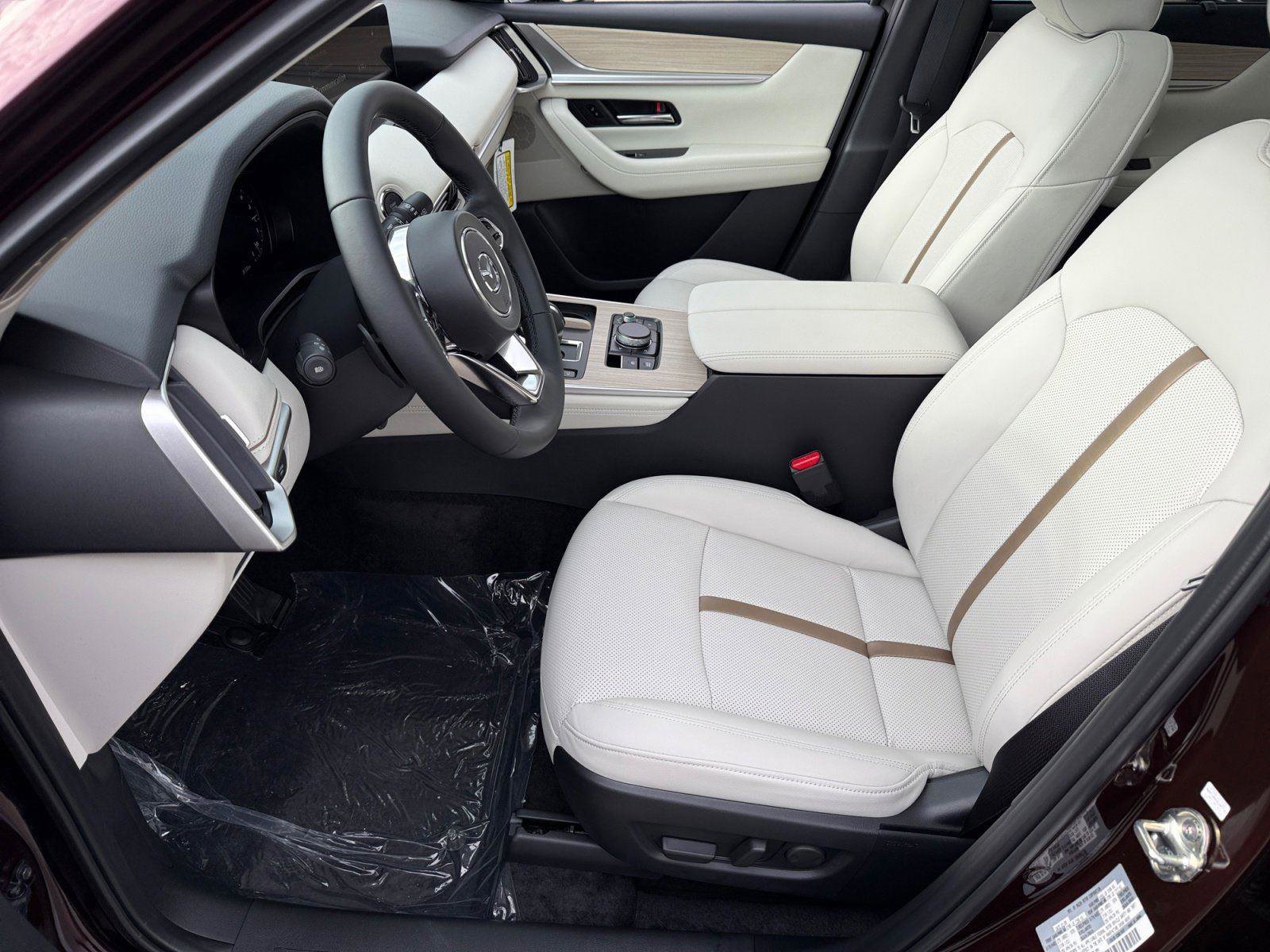 New 2026 MAZDA CX-90 3.3 Turbo w/ Premium Plus Pkg image 10