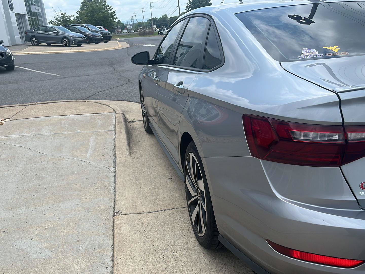 Used 2021 Volkswagen Jetta GLI FWD image 28