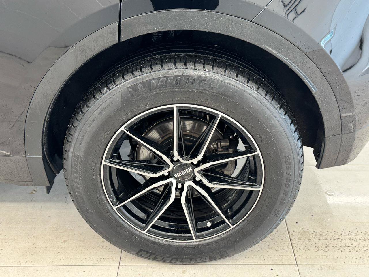 Used 2020 Jaguar E-PACE AWD/4WD image 46