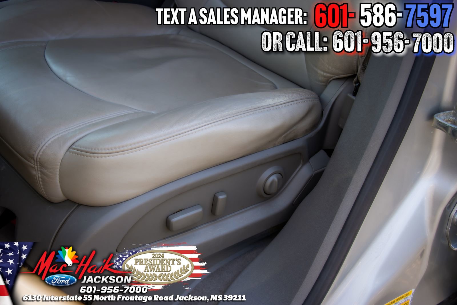 Used 2011 Chevrolet Traverse LT w/ Personal Connectivity Package FWD image 9