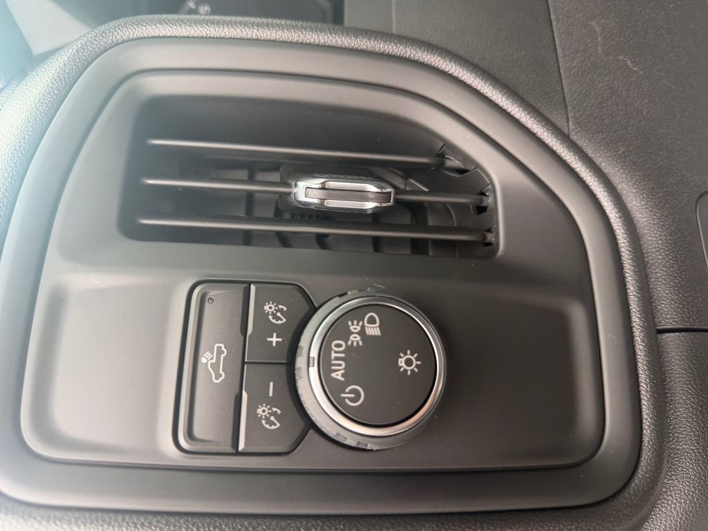 New 2026 Chevrolet Silverado 1500 Custom image 23