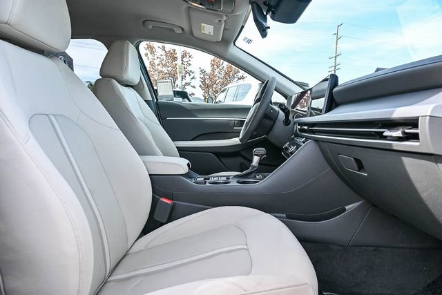 Certified 2025 Hyundai Sonata SE image 21
