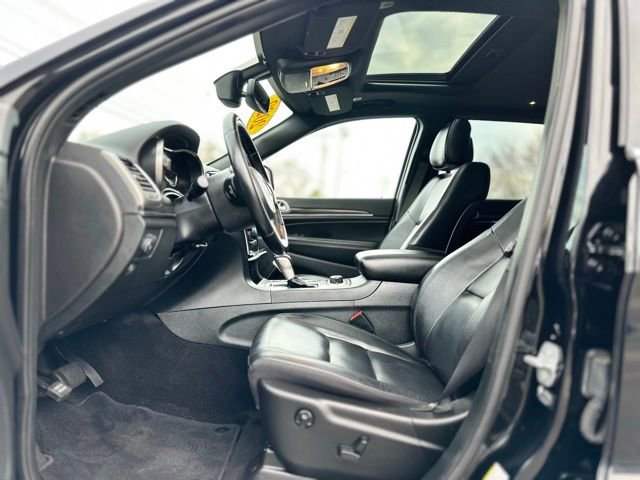 Used 2022 Jeep Grand Cherokee Limited AWD/4WD image 10