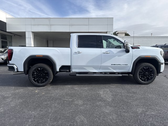 New 2026 GMC Sierra 2500 Denali w/ Denali Reserve Package image 2