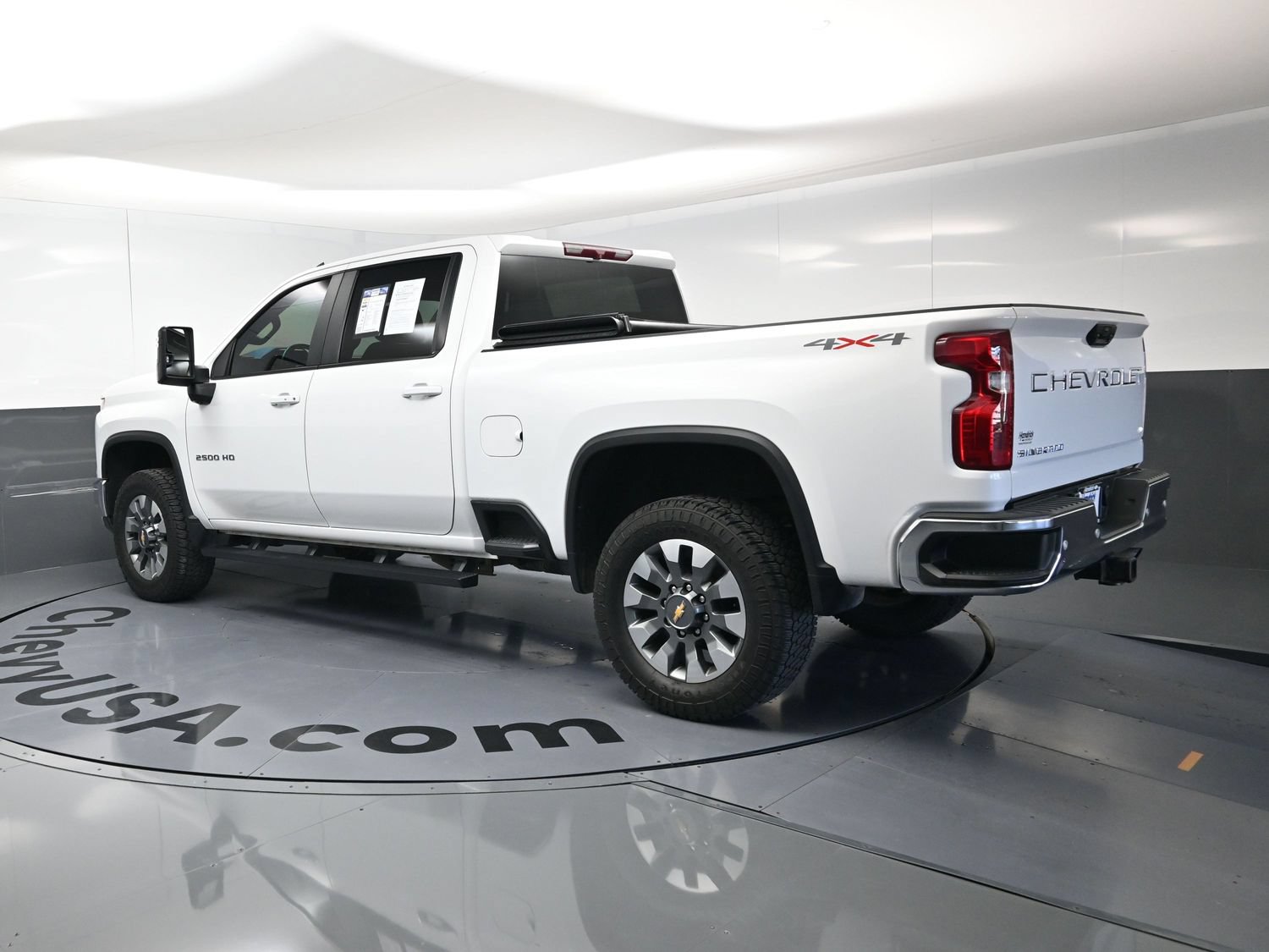 Used 2024 Chevrolet Silverado 2500 LT w/ All Star Edition AWD/4WD image 7