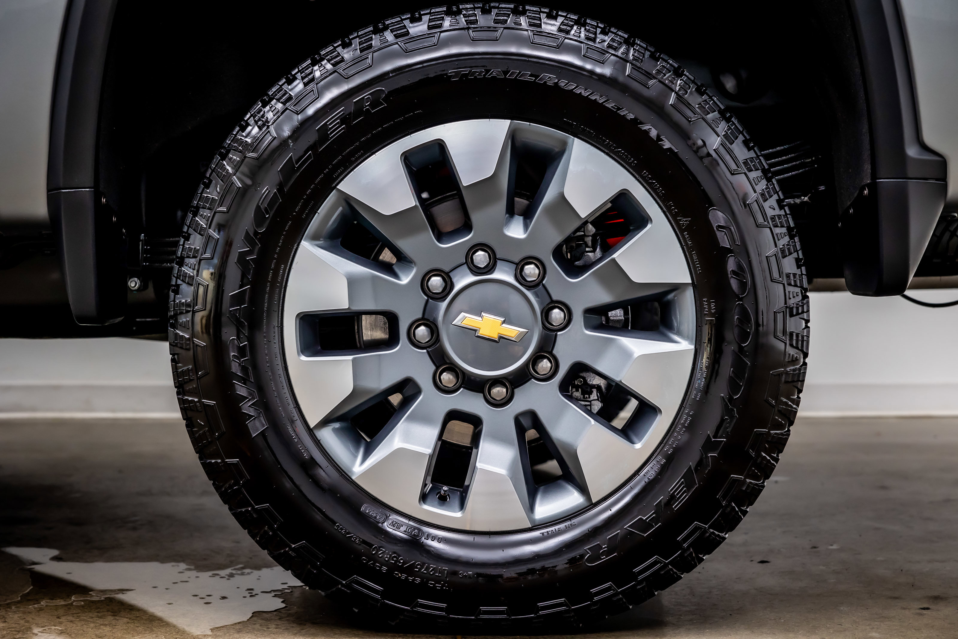Used 2025 Chevrolet Silverado 2500 LT w/ All Star Edition image 35