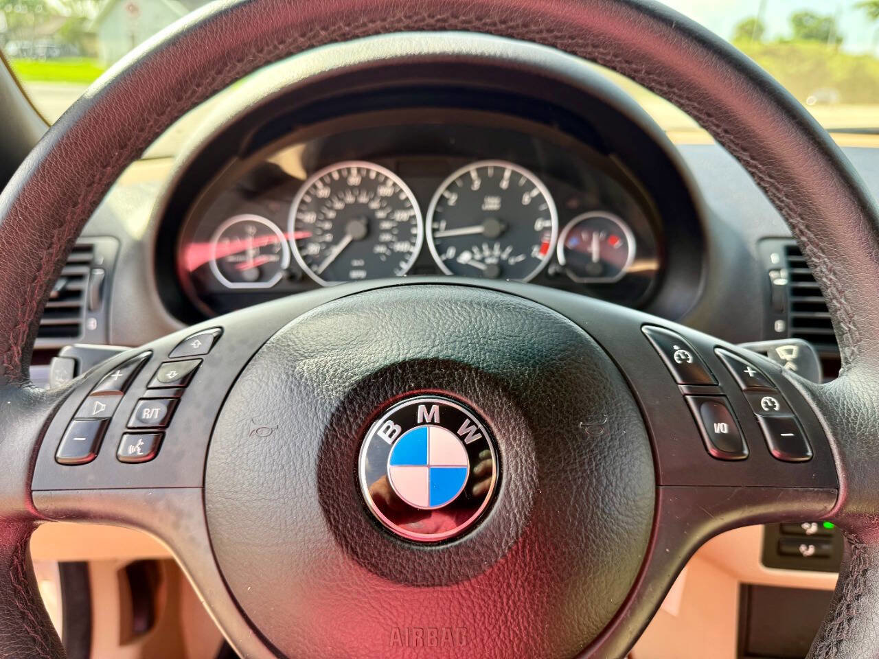 Used 2005 BMW 330Ci Convertible image 16