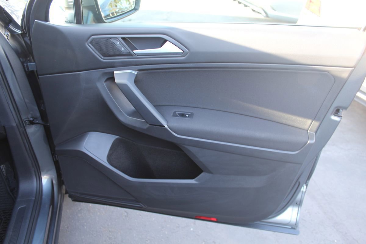 Used 2019 Volkswagen Tiguan S AWD/4WD image 20