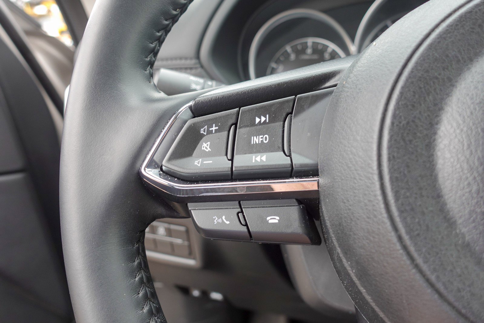 Certified 2025 MAZDA CX-5 AWD 2.5 S w/ Preferred Package image 14