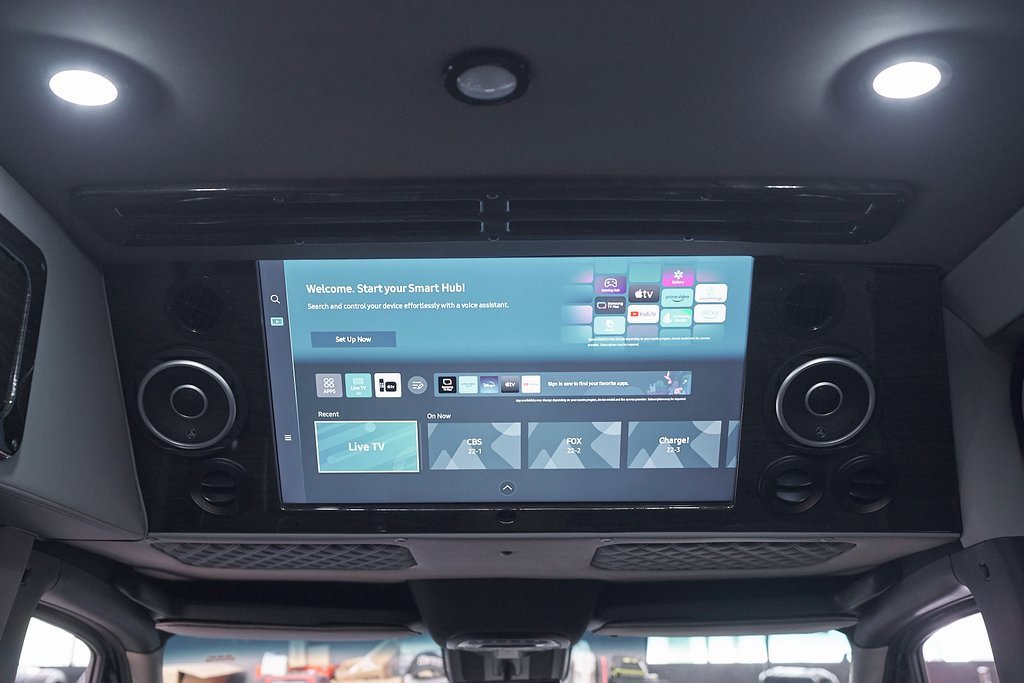 Used 2024 Mercedes-Benz Sprinter 3500 w/ Parking Package image 90