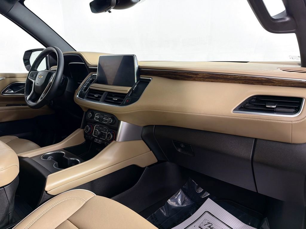 Used 2023 Chevrolet Tahoe Premier w/ Premium Package image 35