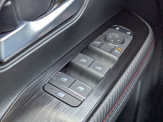 New 2026 Nissan Kicks SR w/ Cold Weather Package image 23