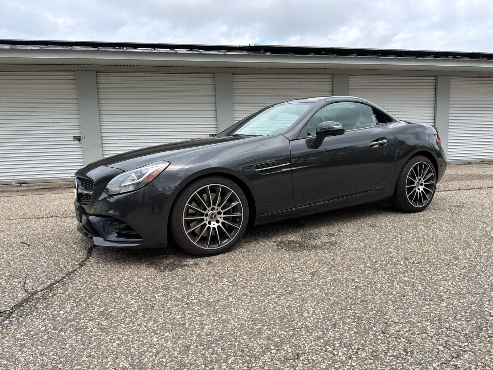 Used 2020 Mercedes-Benz SLC 300 image 2