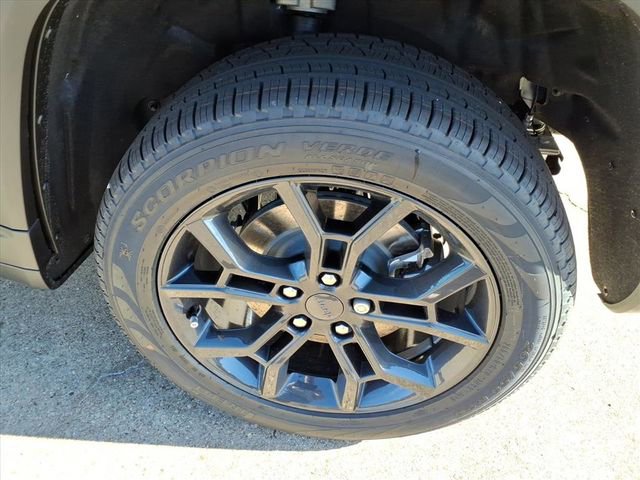 New 2025 Jeep Grand Cherokee L Limited image 20