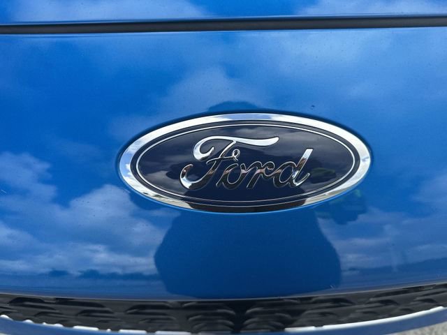 Used 2020 Ford Escape Titanium image 10