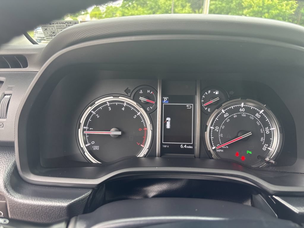 Used 2023 Toyota 4Runner Limited AWD/4WD image 27