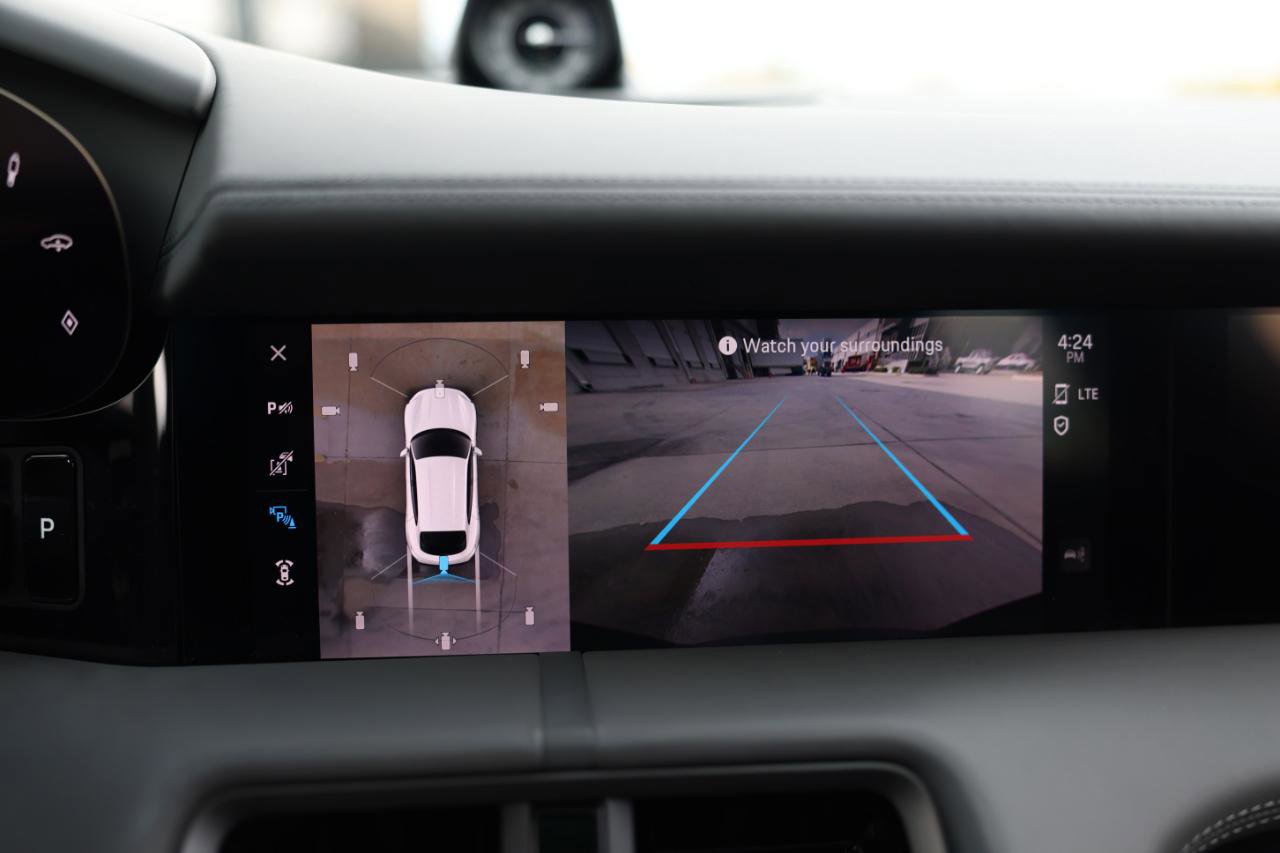 Used 2023 Porsche Taycan 4S image 38