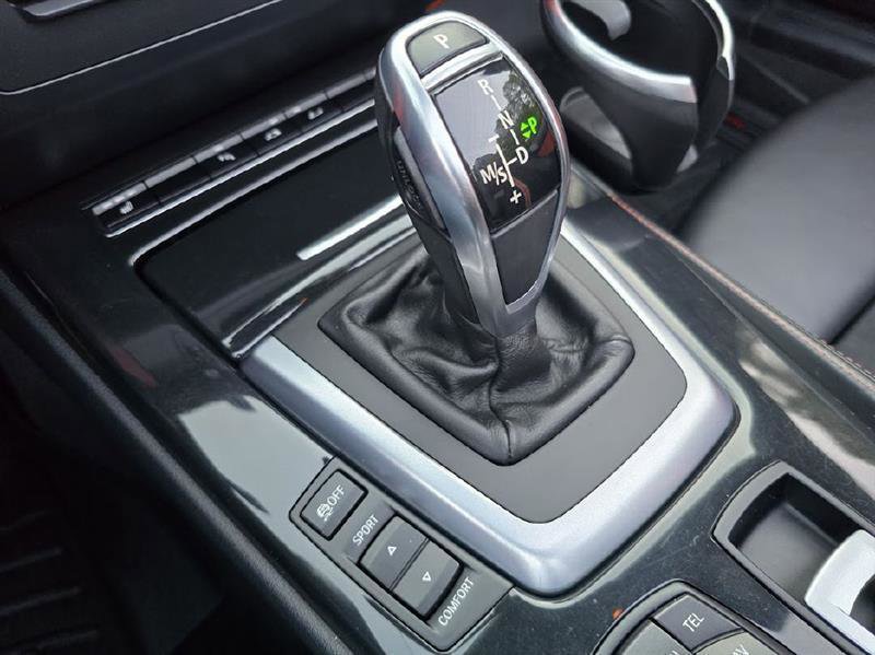 Used 2015 BMW Z4 sDrive35is RWD image 34