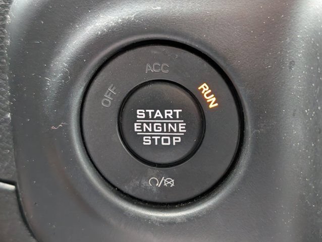 Used 2021 Jeep Gladiator Overland AWD/4WD image 24