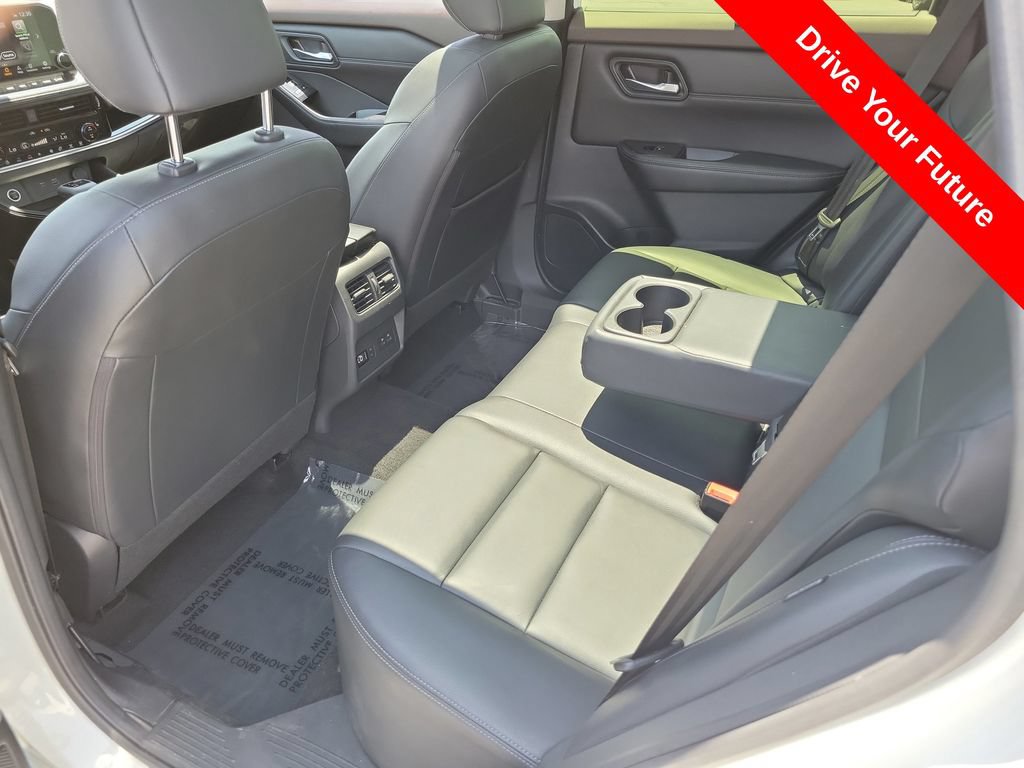 Used 2023 Nissan Rogue SL w/ SL Premium Package FWD image 26