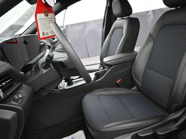 Used 2025 Buick Envista Preferred image 11