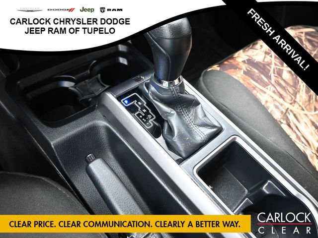 Used 2021 Toyota Tacoma SR5 w/ SR5 Appearance Package (SM) image 21