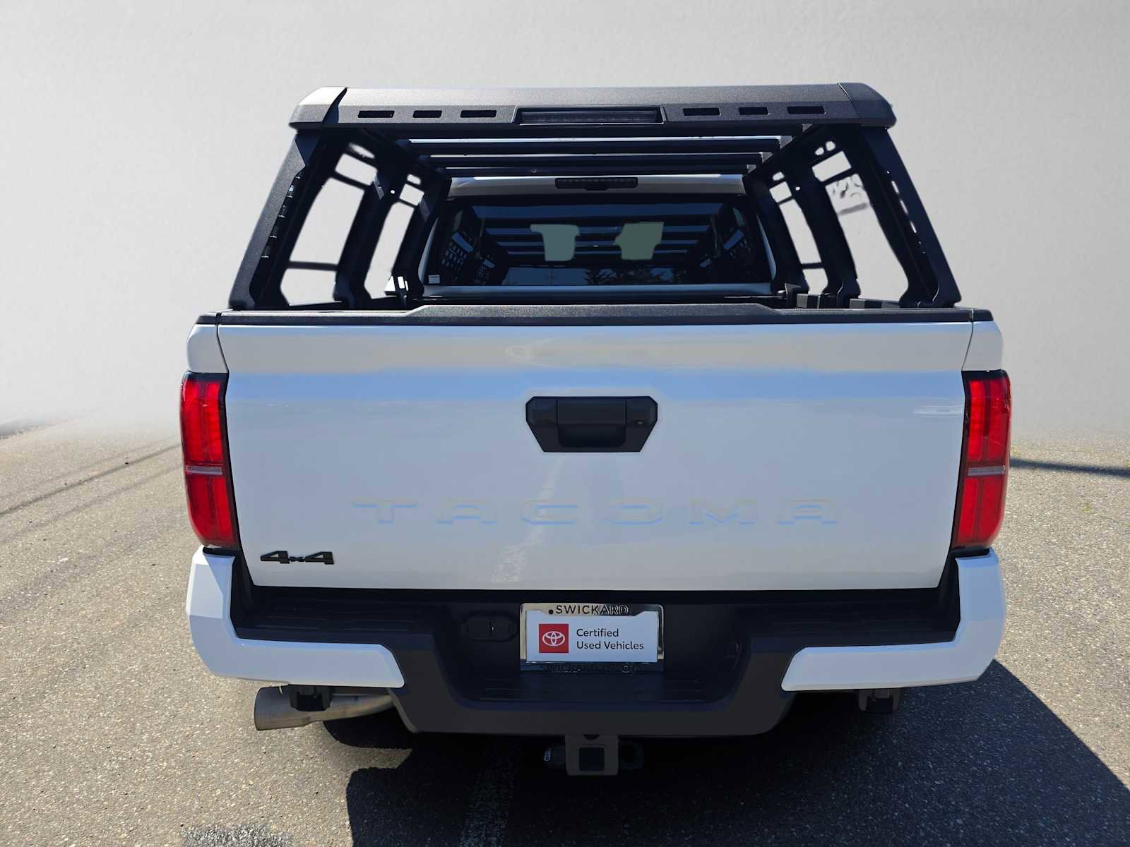 Used 2025 Toyota Tacoma TRD Sport AWD/4WD image 6