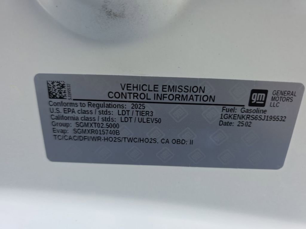 Used 2025 GMC Acadia Elevation image 36