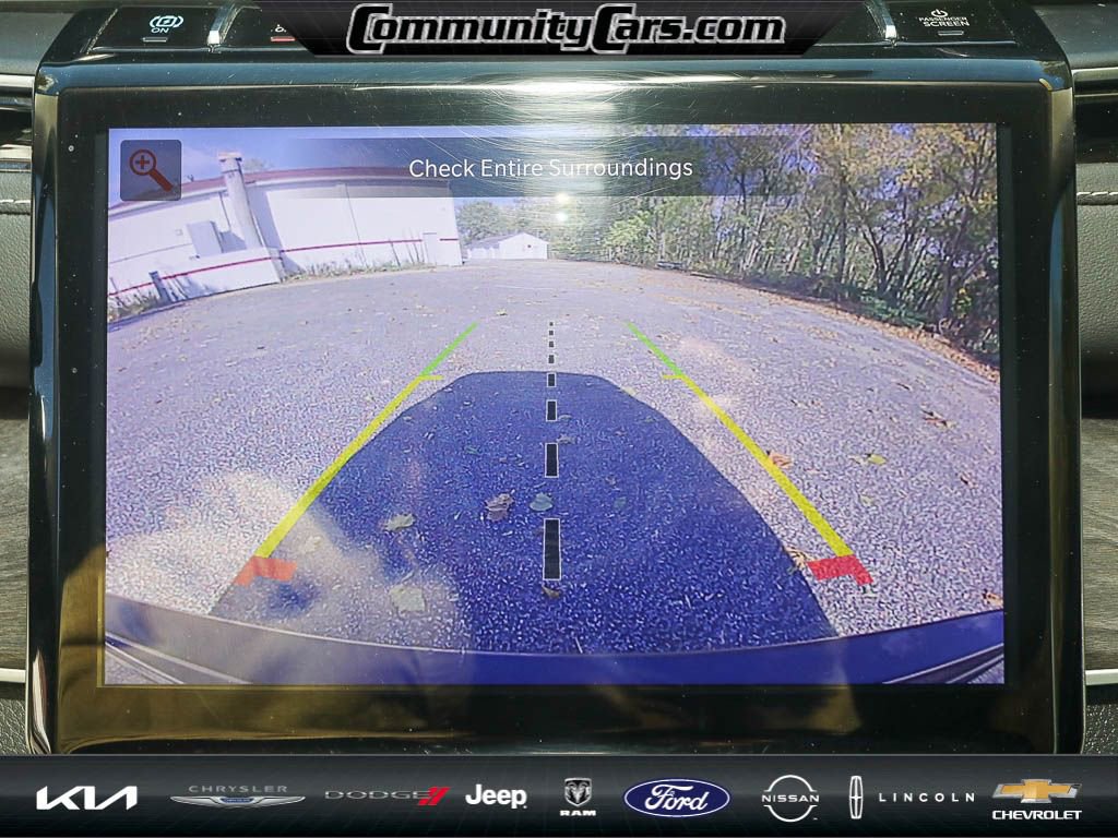 Used 2023 Jeep Grand Cherokee 4WD 4xe image 18