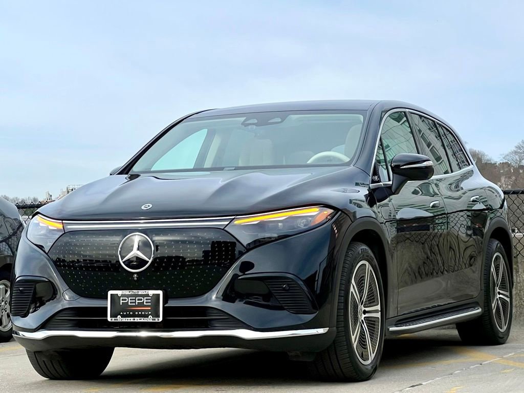 Certified 2023 Mercedes-Benz EQS 450+ 4MATIC SUV image 4