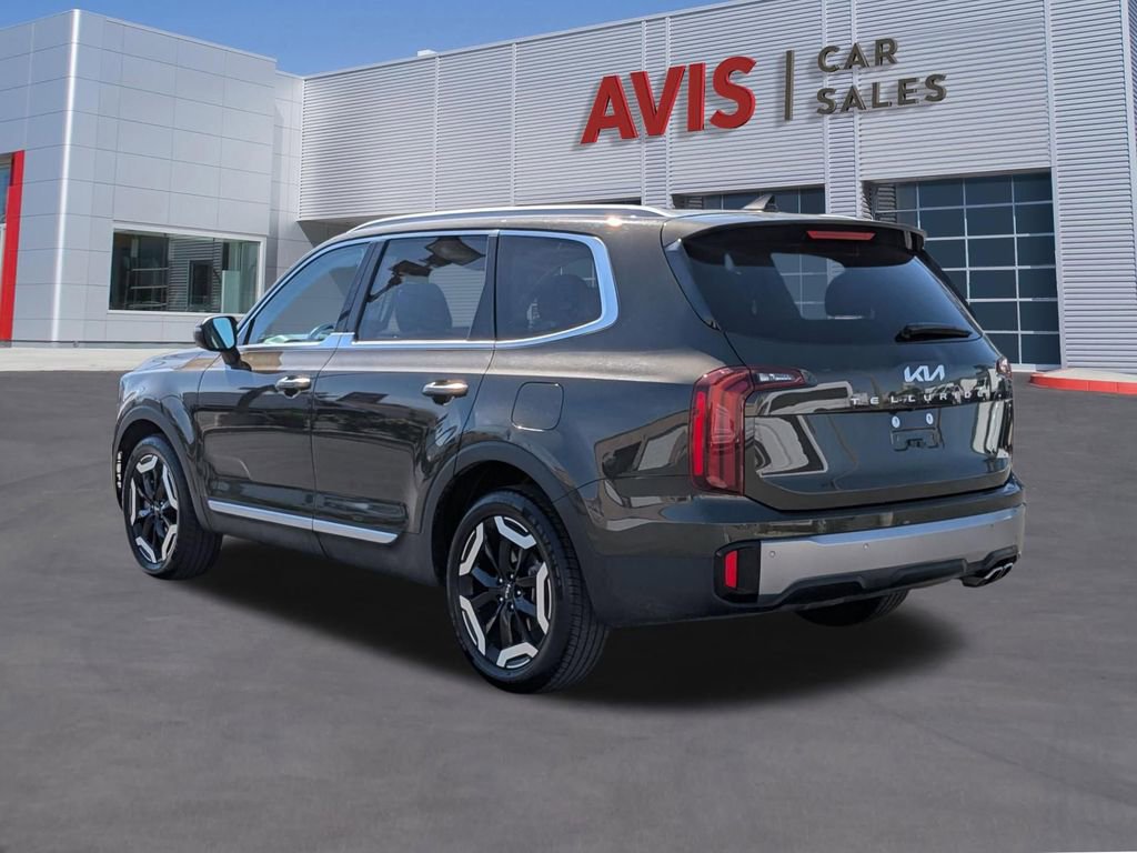 Used 2025 Kia Telluride S image 9