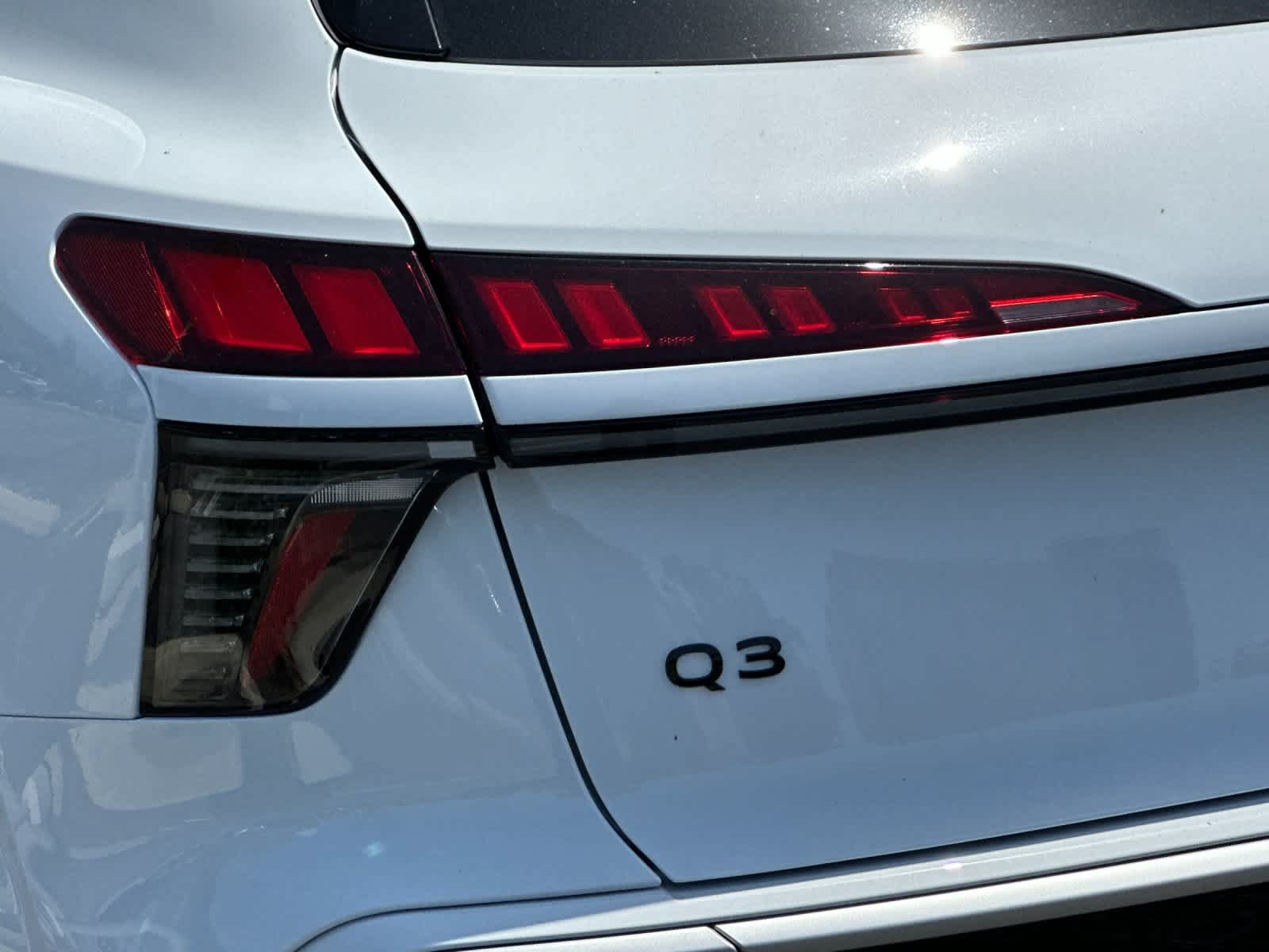 New 2026 Audi Q3 quattro 2.0T AWD/4WD image 28