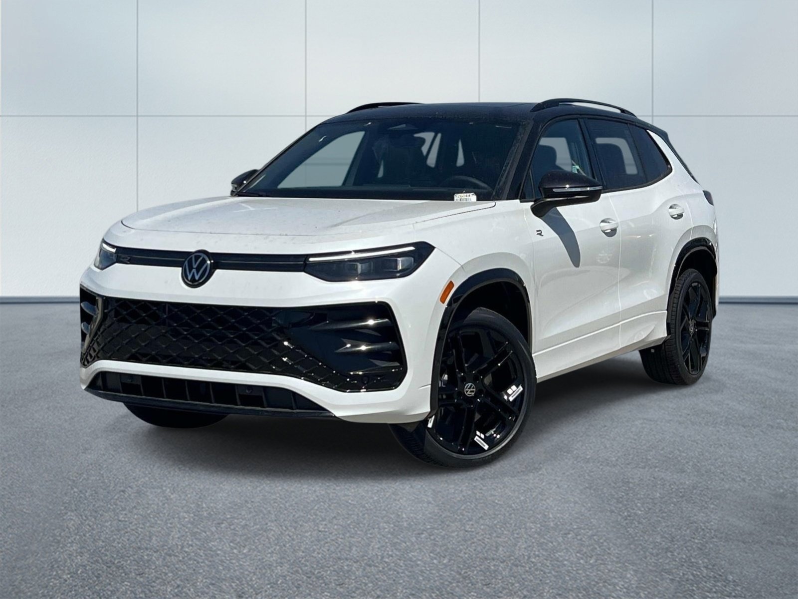 New 2026 Volkswagen Tiguan SE R-Line