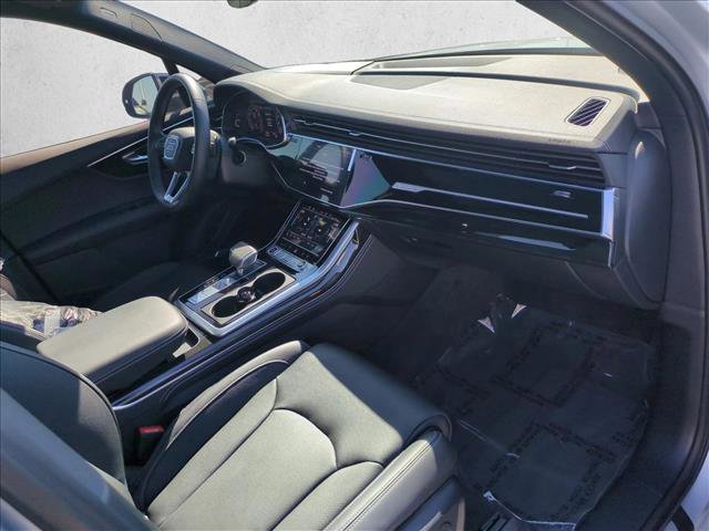 Used 2025 Audi Q7 3.0T Prestige w/ Prestige Package AWD/4WD image 25