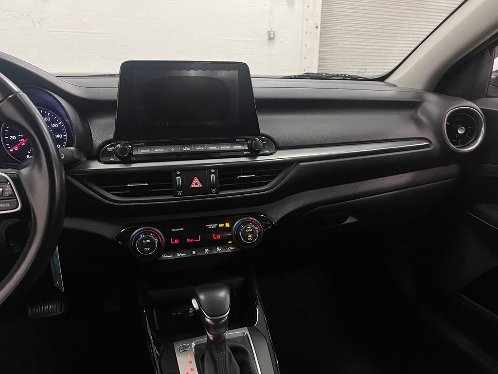 Used 2019 Kia Forte S w/ S Premium Package FWD image 18