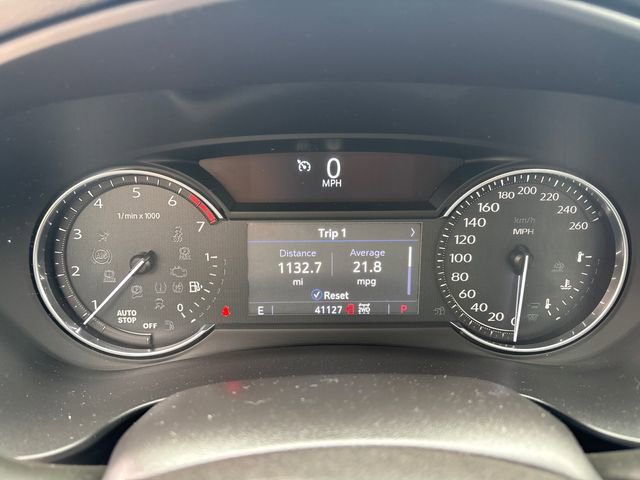 Used 2022 Cadillac XT4 Premium Luxury w/ Safety Alert Package AWD/4WD image 25