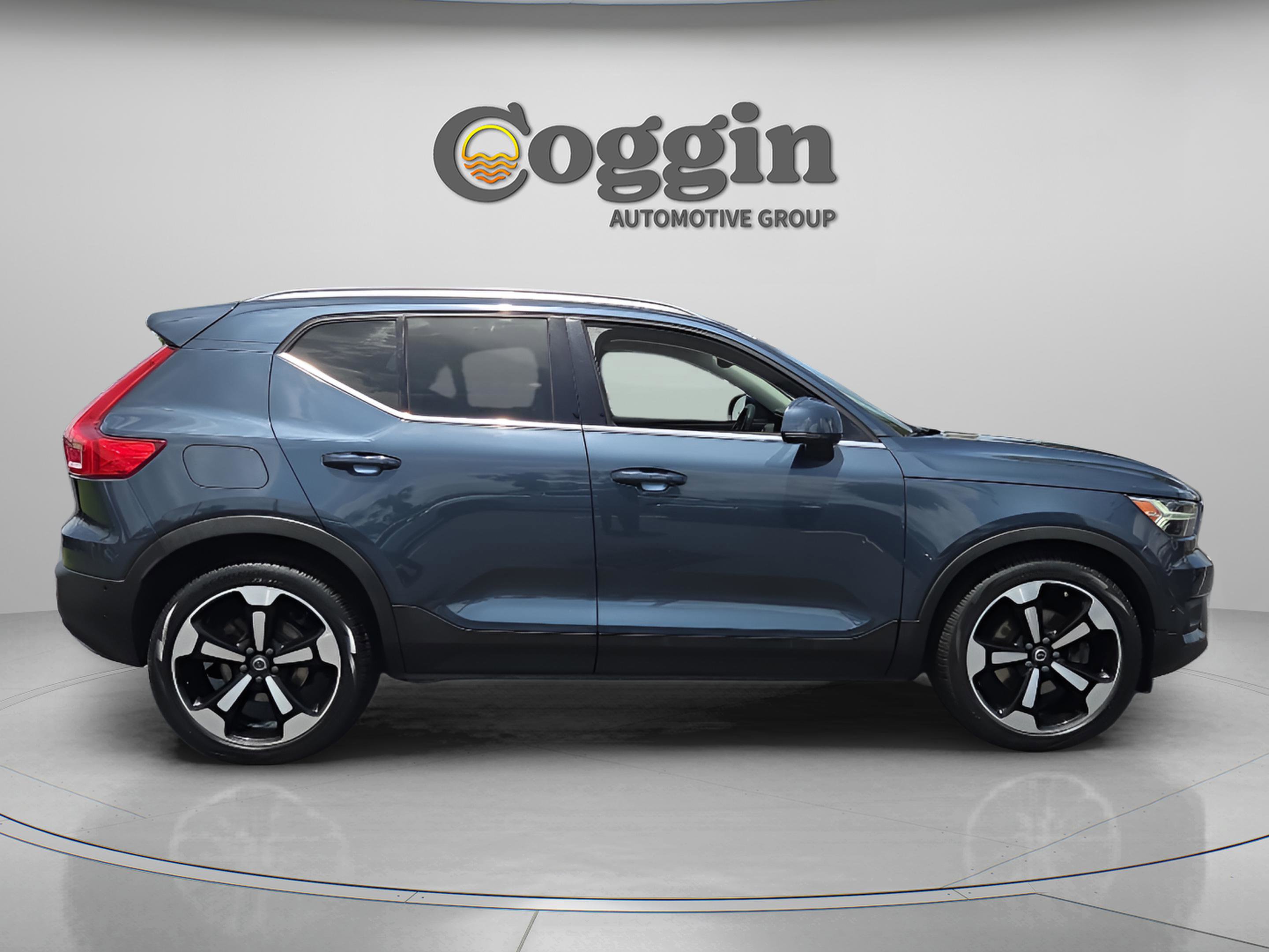 Used 2019 Volvo XC40 T5 Inscription AWD/4WD image 6