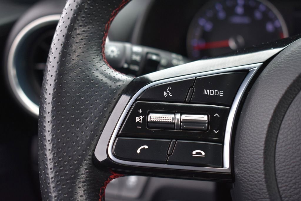 Used 2020 Kia Forte GT image 17