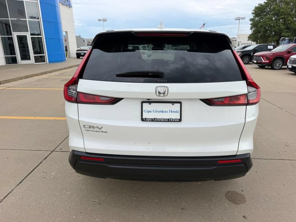 Used 2023 Honda CR-V EX image 3