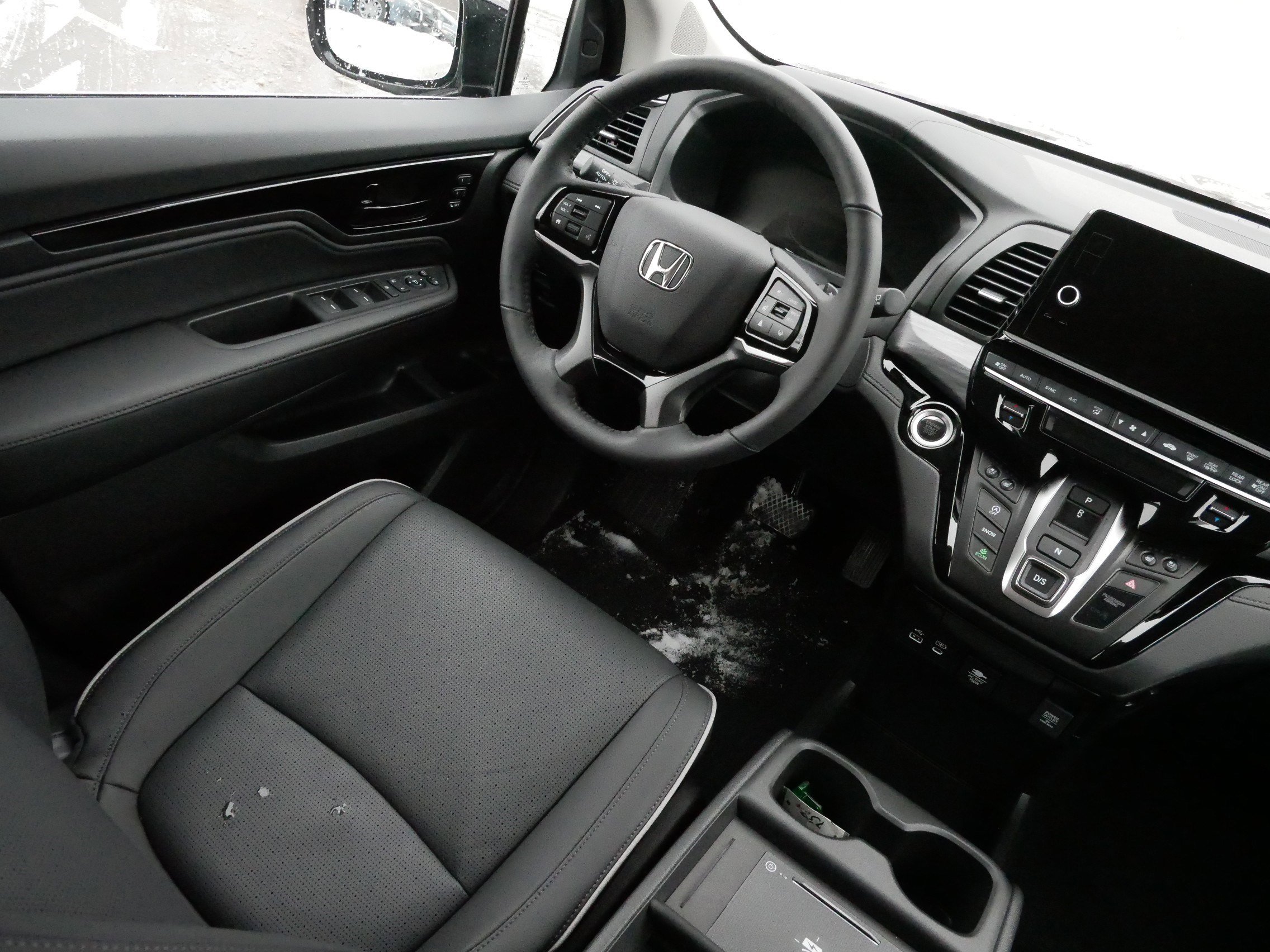 Certified 2026 Honda Odyssey Elite image 9