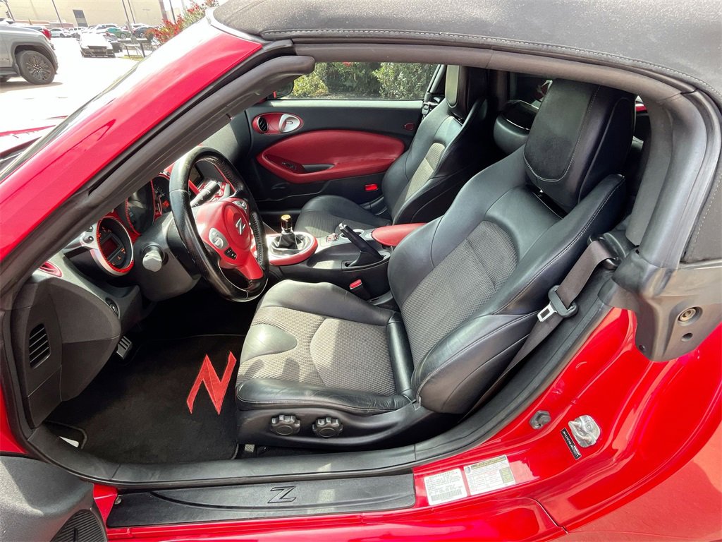 Used 2018 Nissan 370Z Touring Sport image 11