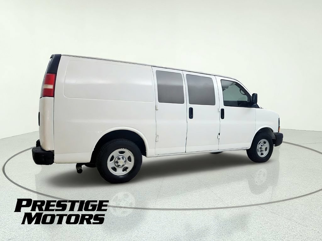Used 2008 Chevrolet Express 1500 RWD image 8