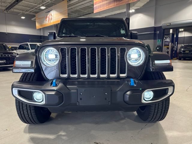 Used 2022 Jeep Wrangler Unlimited Sahara w/ Cold Weather Group AWD/4WD video 2