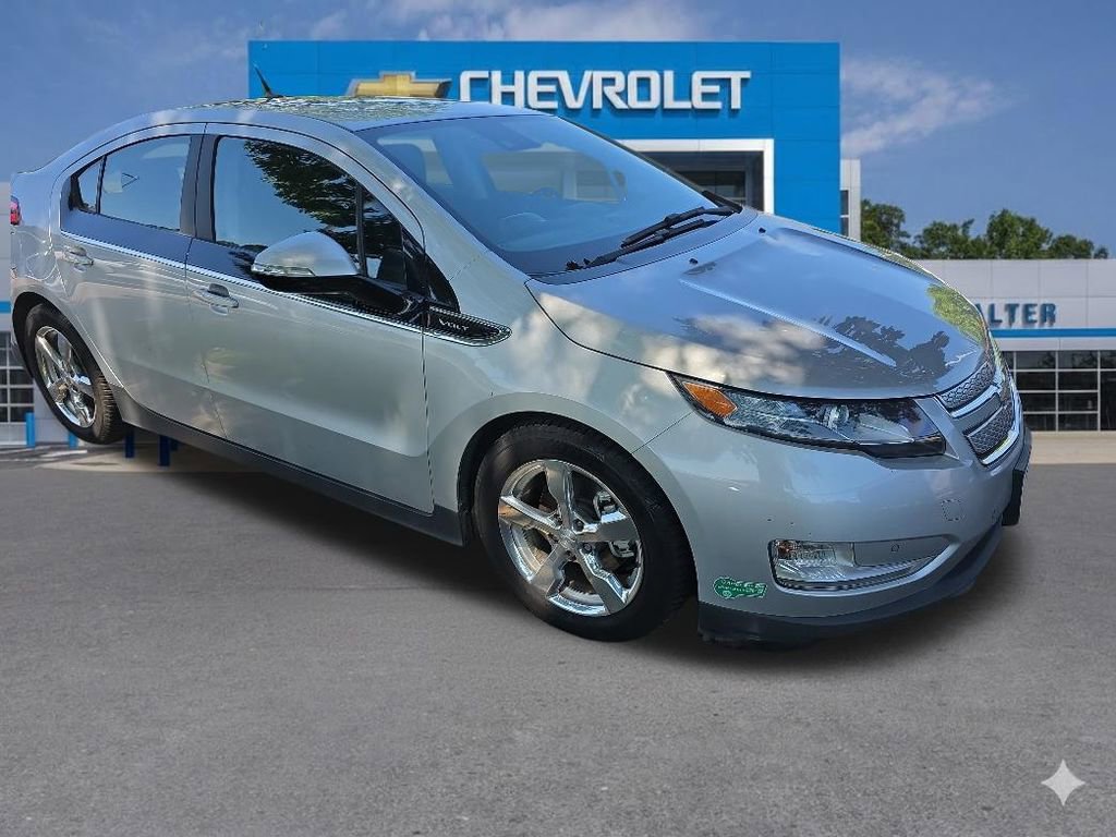 Used 2013 Chevrolet Volt Premium w/ Premium Trim Package FWD image 4