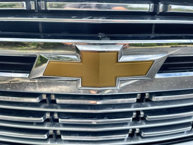 Used 2023 Chevrolet Suburban Premier AWD/4WD image 30