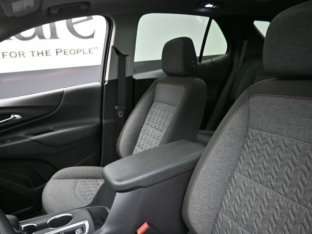 Used 2024 Chevrolet Equinox LT FWD image 16