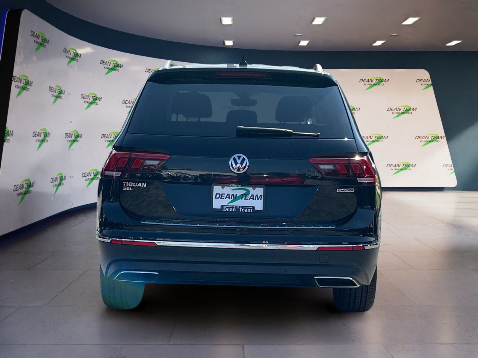 Used 2021 Volkswagen Tiguan SEL AWD/4WD image 10