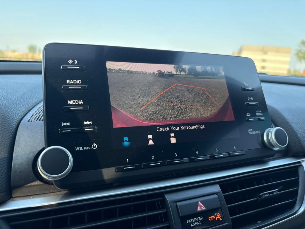 Used 2018 Honda Accord LX image 21